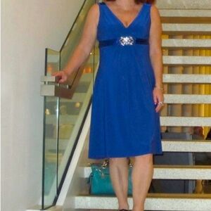 Elegant Blue Sleeveless Dress